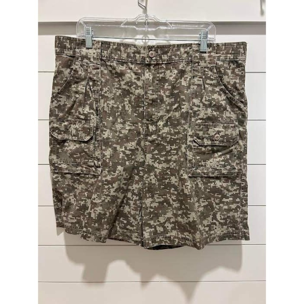 Cabelas 7-Pocket Hiker Shorts Mens 38 Digital Camo Brown Cotton Cargo Utility